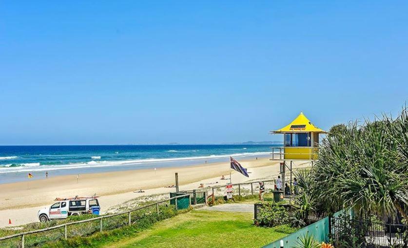 Beachfront Beauty! Голд-Кост Экстерьер фото
